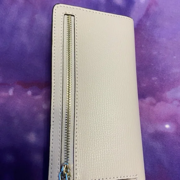 Kate Spade - Picture 9 of 9